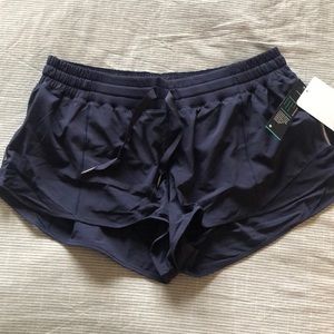 NWT Lululemon Hotty Hot Short